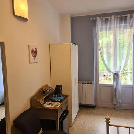 Pippo A Guest house Vernazza